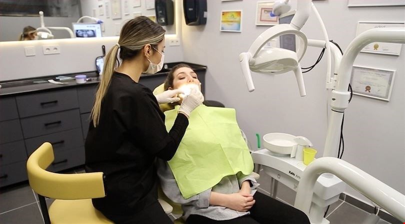 Dr. Ilayda Askan Dental Clinic 2